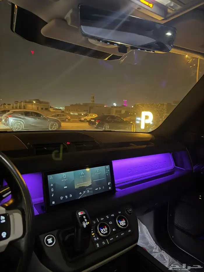 ديفندر 2020 - HSE110 - Defender P300 2