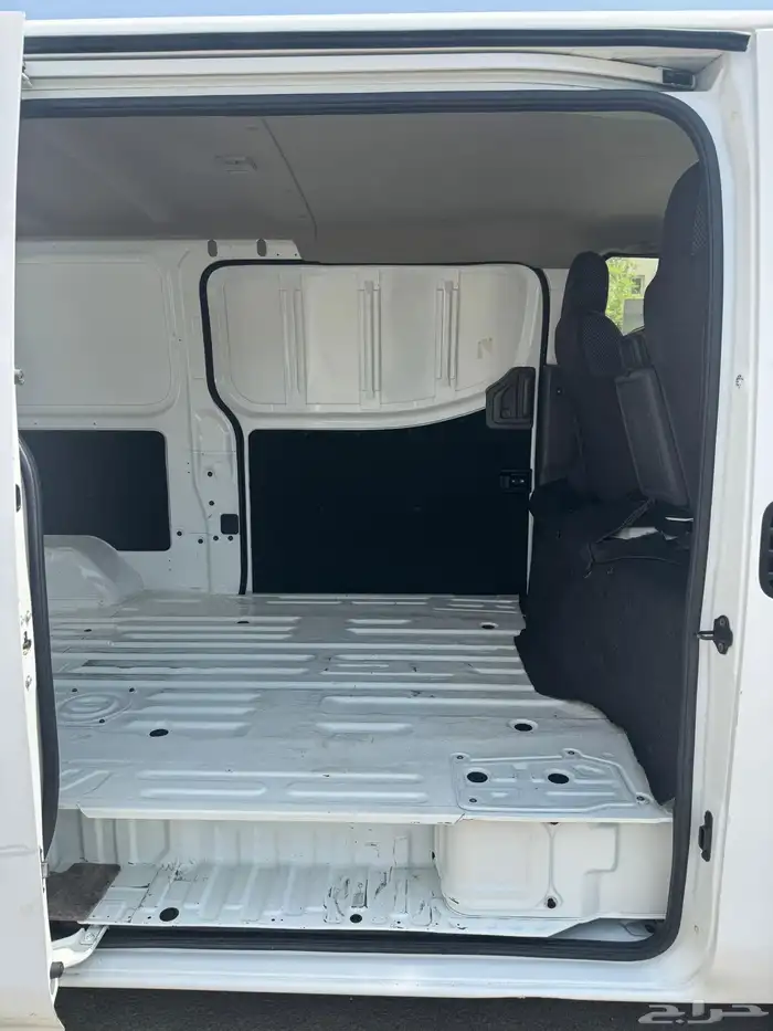 نيسان اورفان بضاعه 2021 ديزل السعر 55000 الف 12