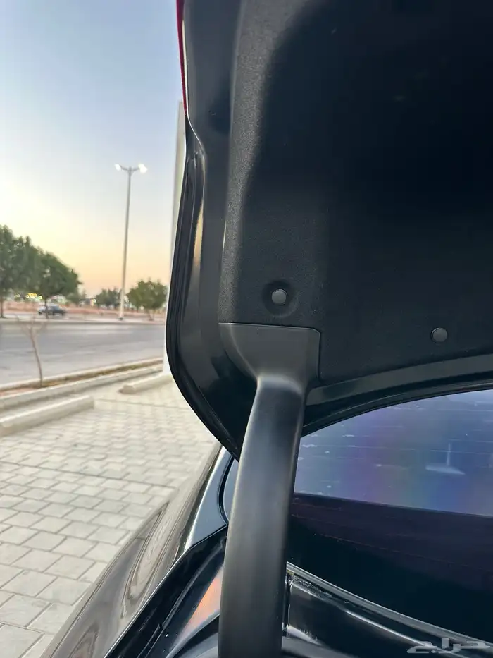 ازيرا 2019 للبيع بالحاله الراهنه 32