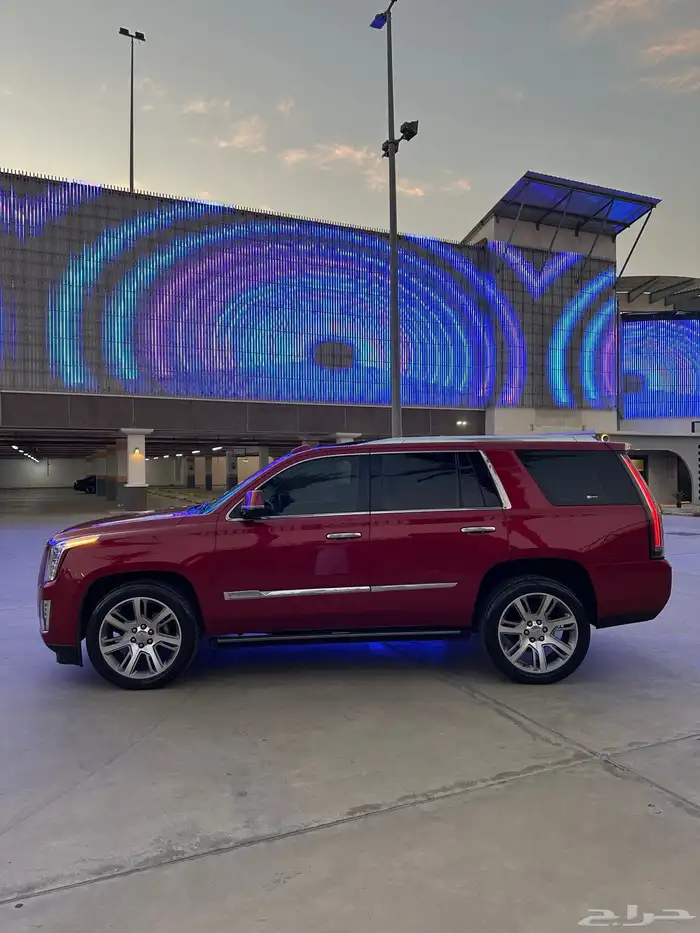 كاديلاك اسكاليد 2015 8