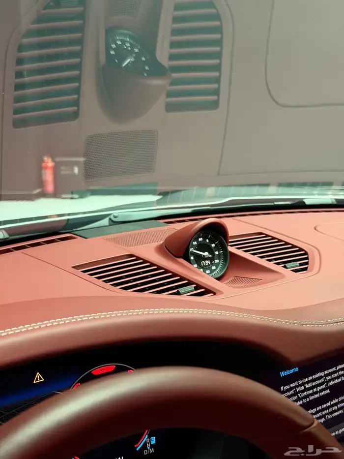 بورش 911 كاريرا 2025 شبه جديد مواصفات عاليه 13