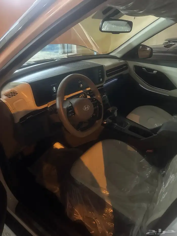 كريتا جراند 2025 بقراطيس الوكالة ممشى ألف كيلو فقط 8