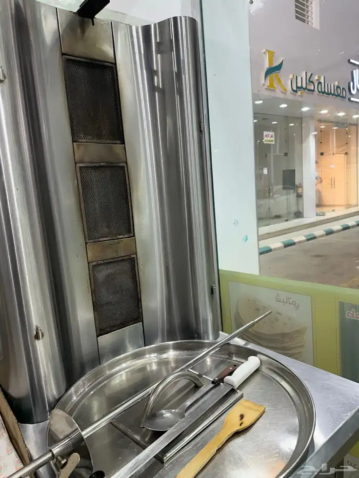 بوفية بكامل اغراضها 5