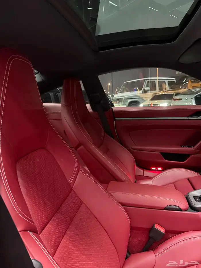 بورش 911 كاريرا 2025 شبه جديد مواصفات عاليه 19