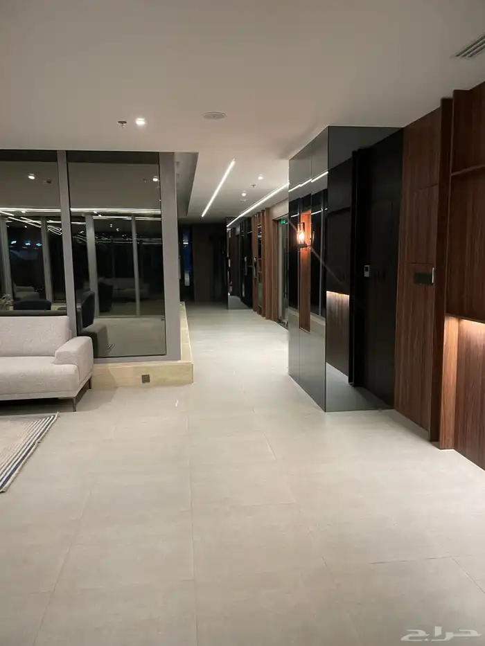 للبيع شقة مودرن فاخرة في برج جود 11