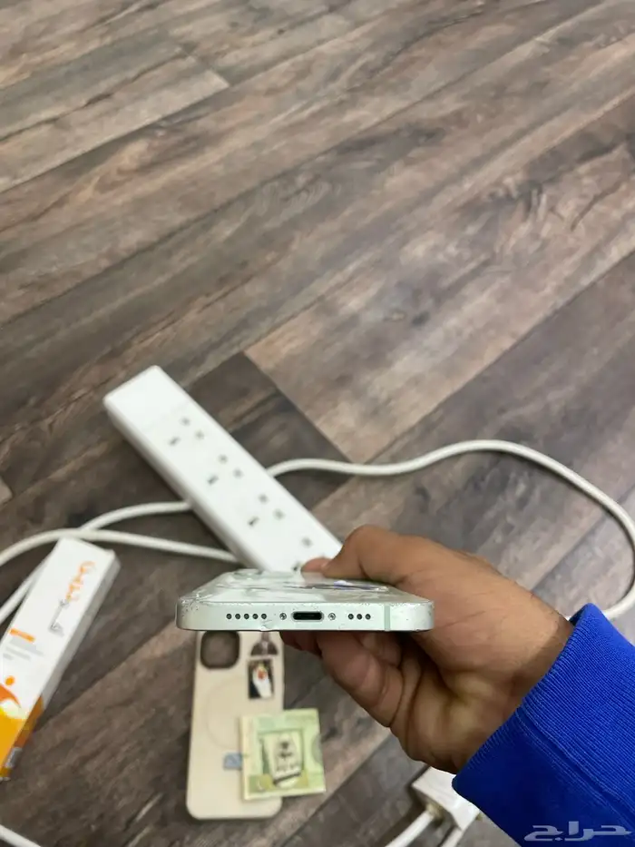 ايفون 12عادي 3