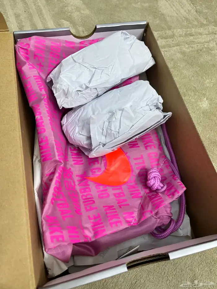 جزمه نايك ايرزوم اعلى فئه فئه اللاعبين 9