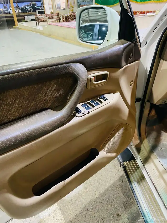 تويوتا لاندكروزر 2001 14