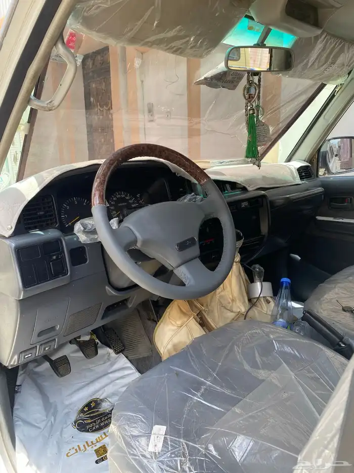 لاند كروزر صالون 97 GX البودي بلد المحركات طيبة ماشي 284 00 11