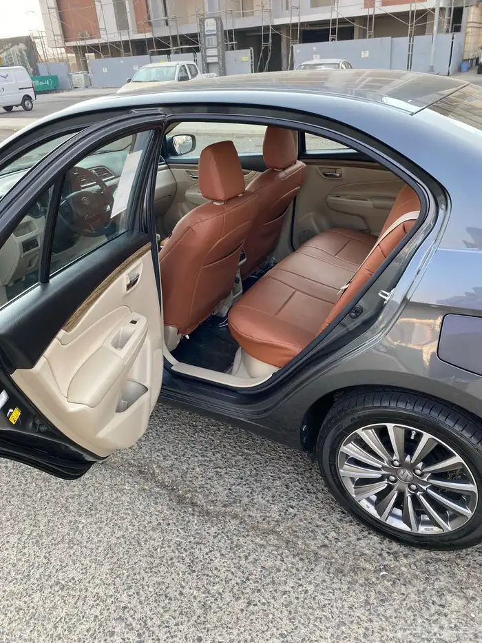 للبيع سزوكي سياز 2024 5