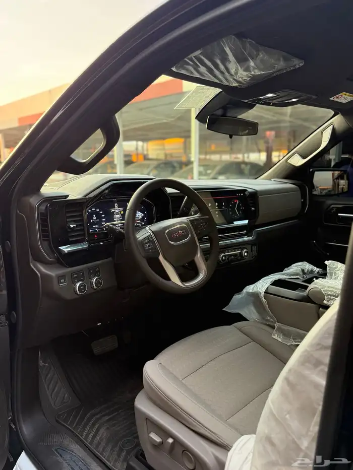 جي ام سي سيرا SLEموديل 2024 عداد 25 الف 11