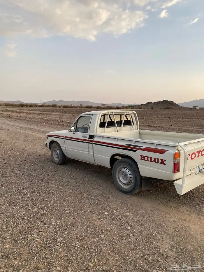 للبيع هايلوكس 81 0