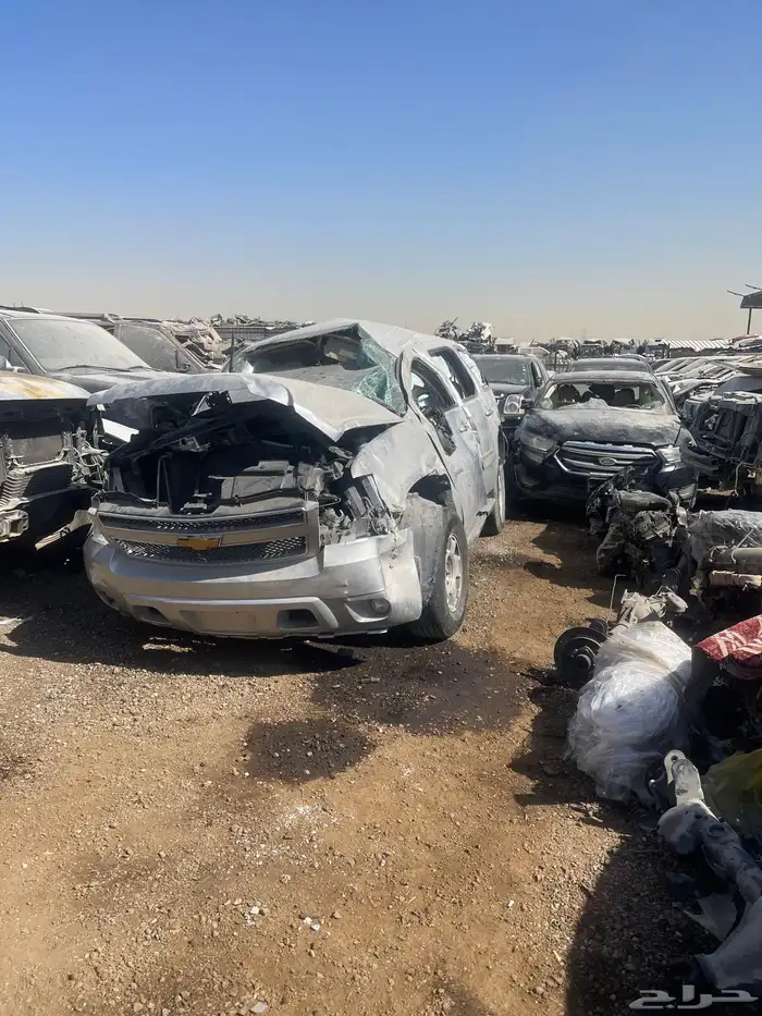 شركة النايفات ( فرع القطع الغيار المستعملة ) تشليح جمس فورد 18