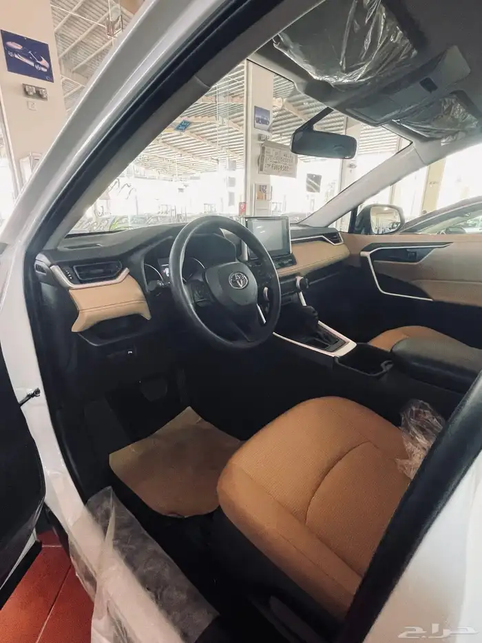 تويوتا راف فور - استاندر - 2025 13