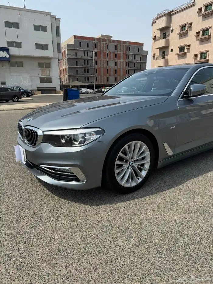 بي ام 530 فل 2017 ماشي 126 الف كيلو قمه في النظافه 3