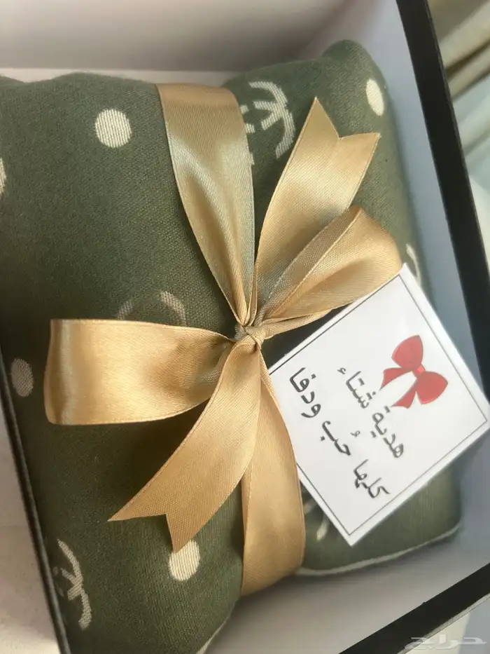 هدية الشتاء ( وشاح عطر كوب شمعه) 10