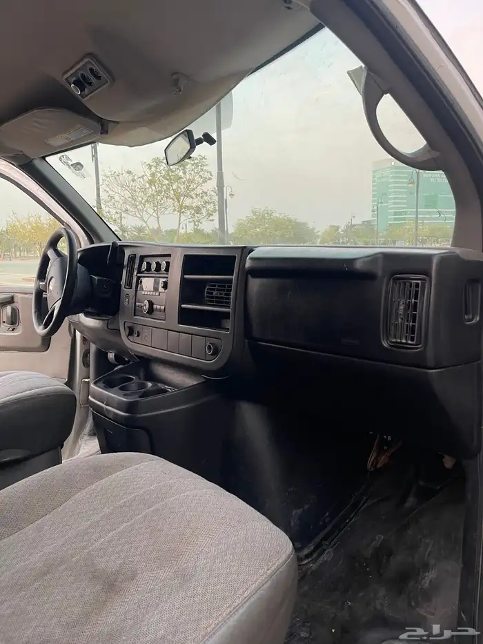 للبيع فان شفرولية اكسبريس 2010 شاص طويل 15 راكب 8