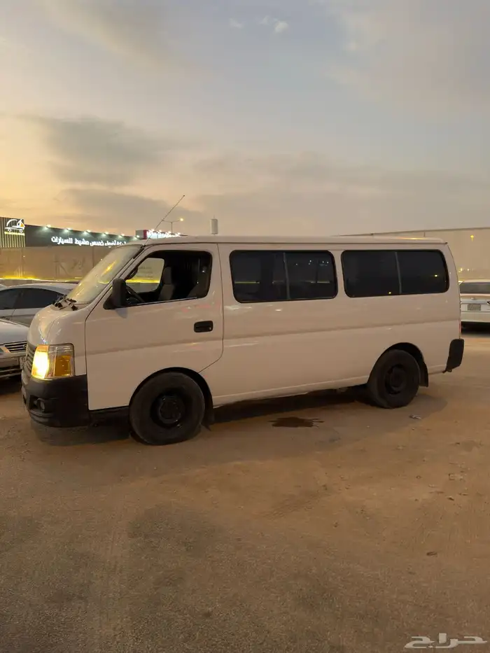 للبيع او الايجار باص نيسان اورفان 2010 5