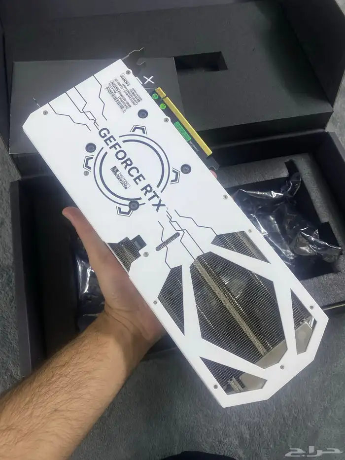 كرت شاشة 4070 لون ابيض 4
