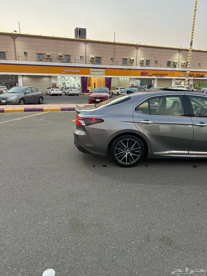 للبيع كامري قراندي 2021 6