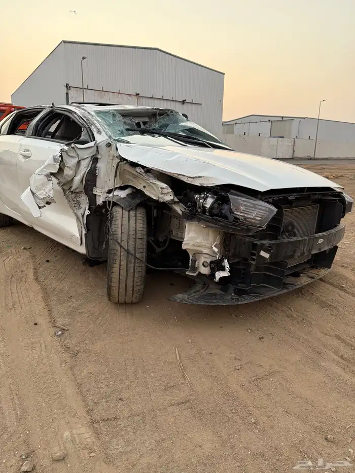 كيا سيراتو تالف 4