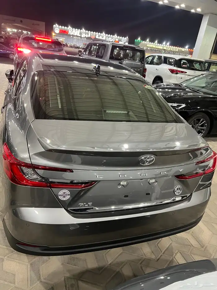 تويوتا كامري قراندي ( الساير) 2025 3