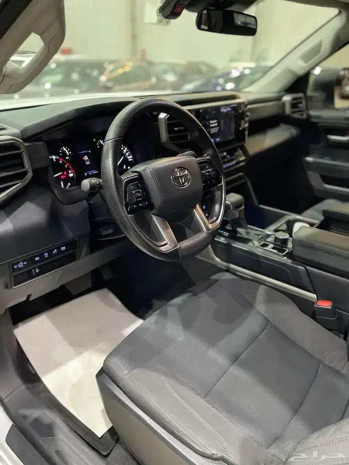 تندرا غمارتين بنزين عداد 17 الف 2023 7