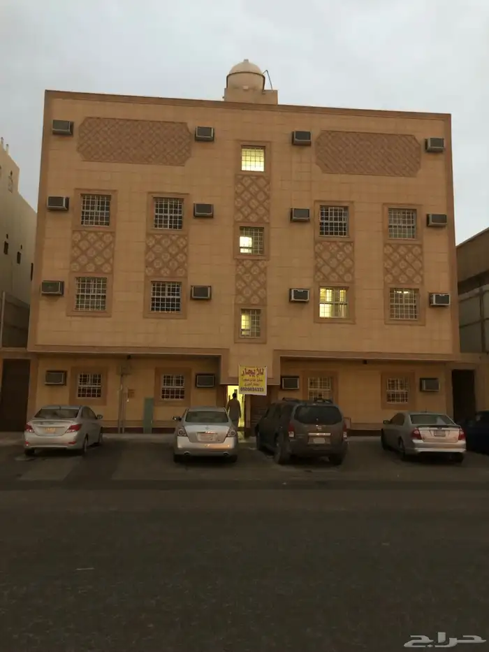 للايجار شقه عزاب شرق الرياض 0