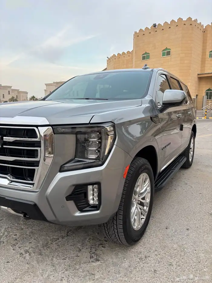 جمس يوكن 2023 SLT (مخزن) 13