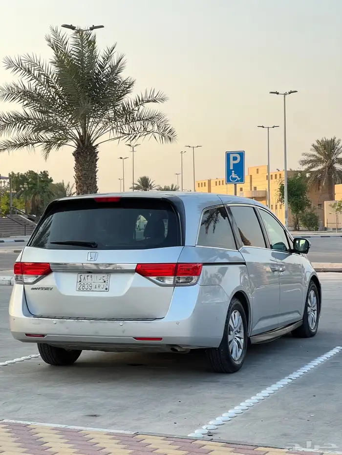 هوندا اوديسي فل كامل موديل 2014 15