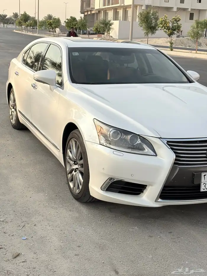 لكزسls460. لارج فل كامل سعودي 3