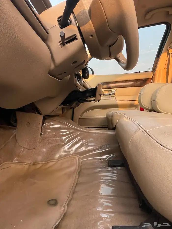 جراند ماركيز 2011 LS للبيع او البدل باكسبدشن فقط 45