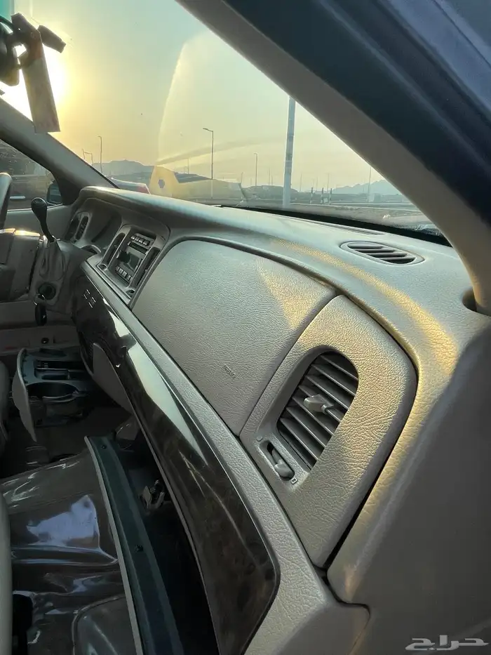 جراند ماركيز 2011 LS للبيع او البدل باكسبدشن فقط 29