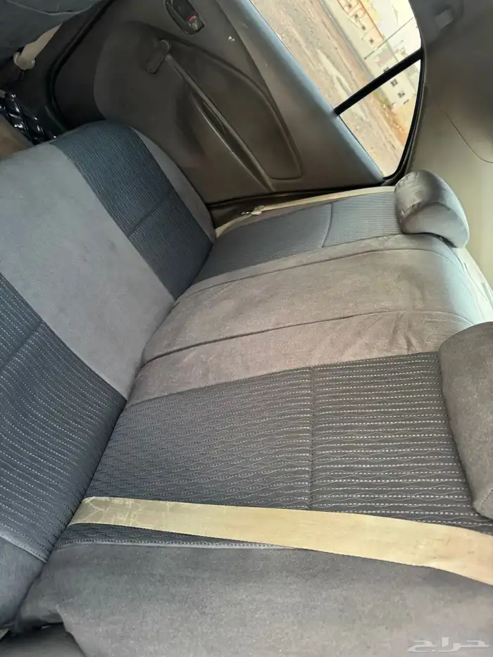 يارس موديل 2009 قيرعادي للبيع 9