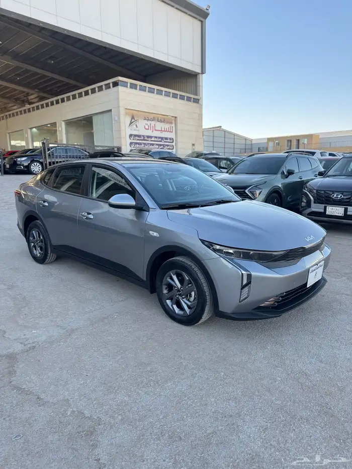 للبيع كيا K3 2024 - ستاندر مطور - بحالة الوكاله 1