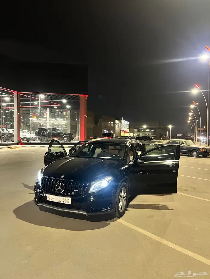 مرسيدس GLA250 1