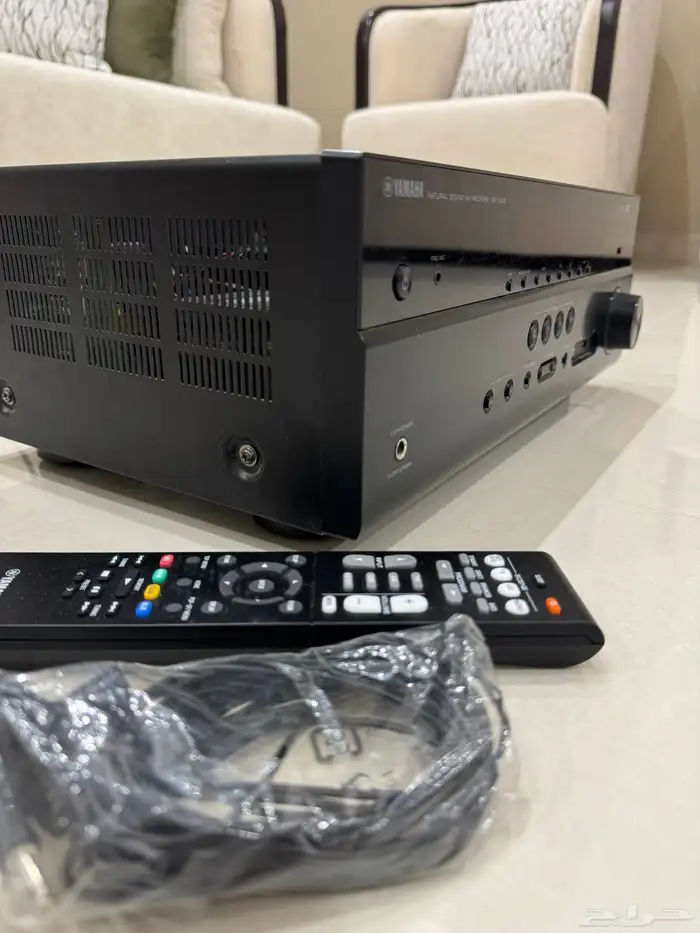 للبيع رسيفر Yamaha RX-V385 2