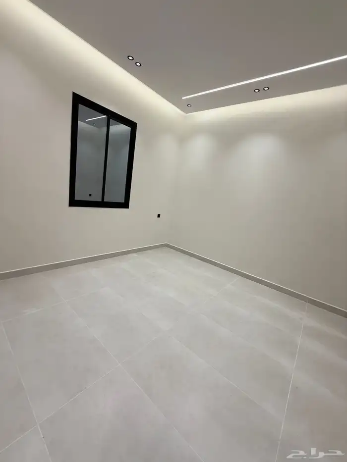 فرصه للبيع فيلا روف ب 685 الف عليها تامين وحي مكتمل الخدمات 85