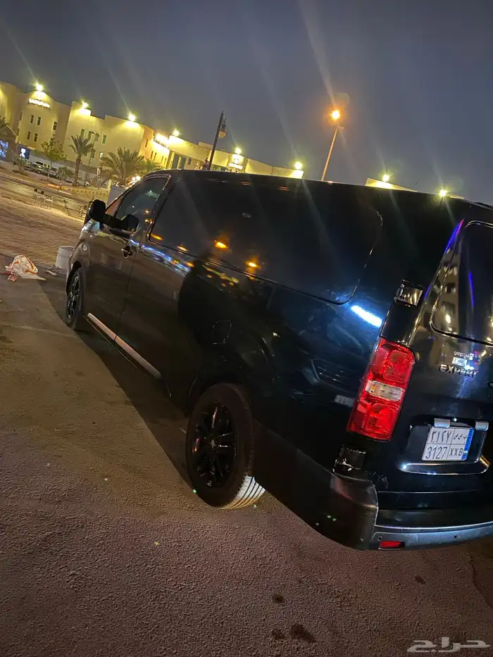 باص بيجو اكسبيرت بضاعه فل كامل 7