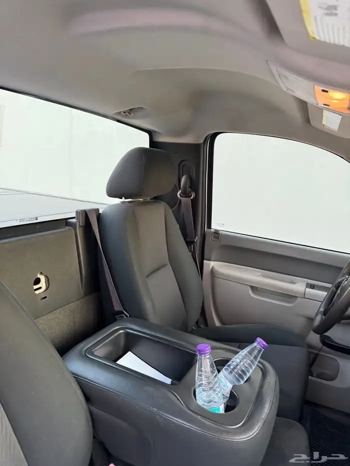 شيفرولية سلفرادو 12