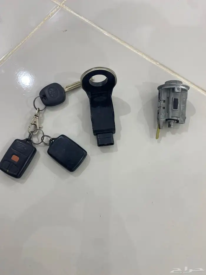 مفتاح سويتش بليزر كامري 2007-2011 3