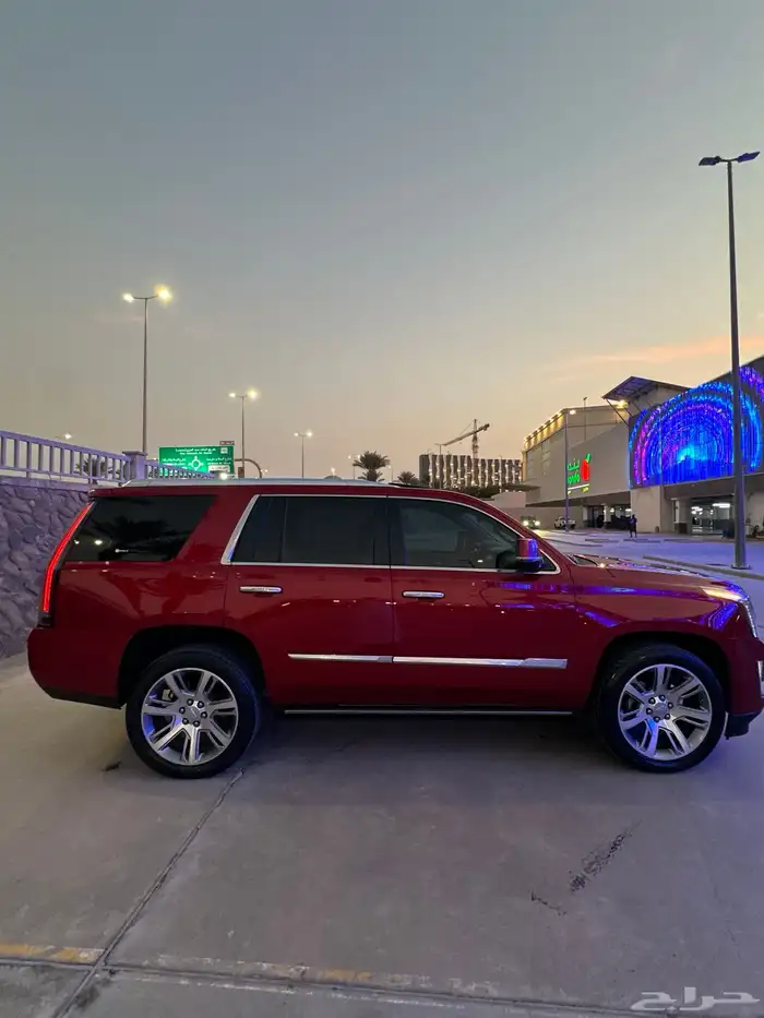 كاديلاك اسكاليد 2015 28