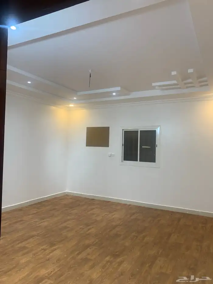 شقة للإيجار مجددة و نظيفة حي الرانوناء 14