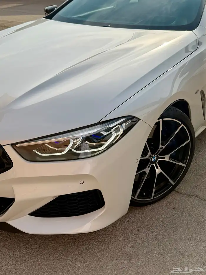 للبيع BMW 850i   الفئة الثامنة - 8 سلندر توين تيربو 1