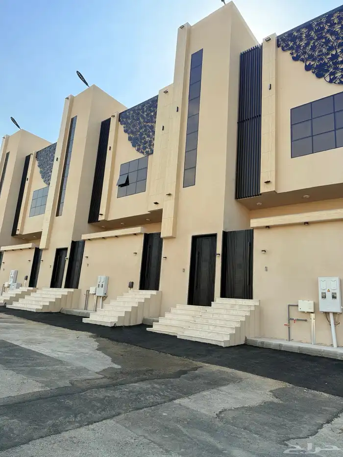 فرصه للبيع فيلا روف ب 685 الف عليها تامين وحي مكتمل الخدمات 52