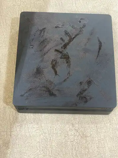 سوني4 مادخلت صيانه بحالة وكالته مع يده اصليه وكامل ملحقاته index