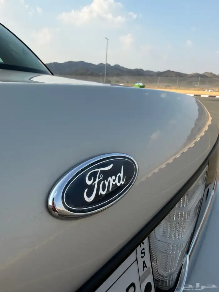 كروان فكتوريا 2011 سعودي نظيف 32