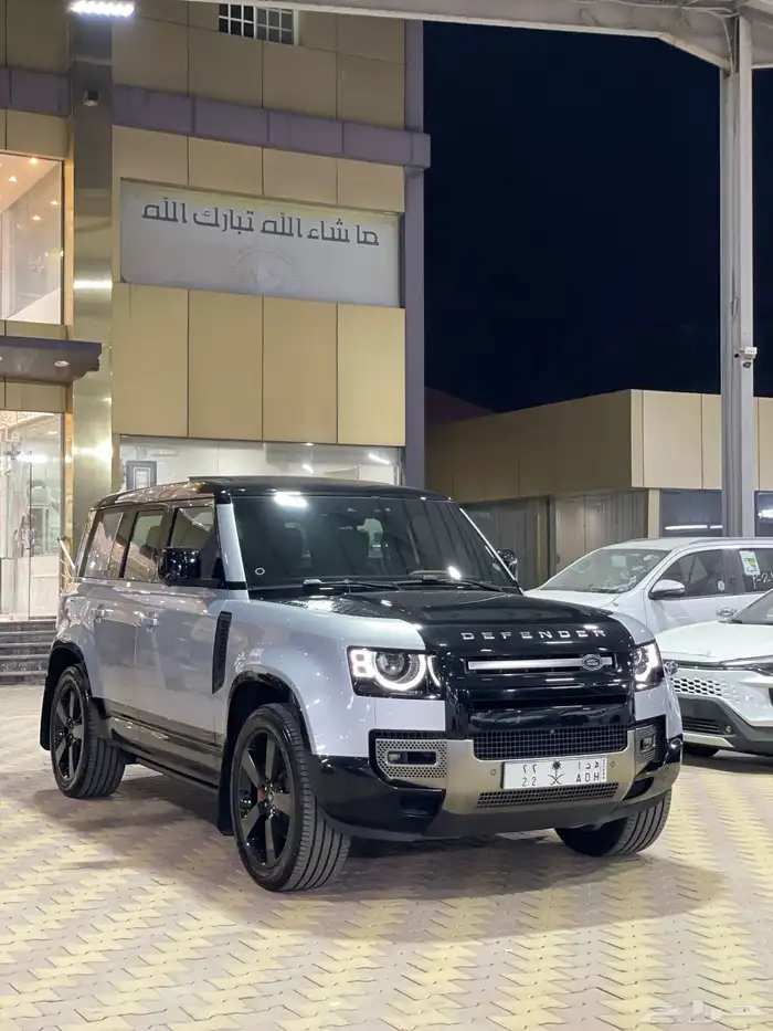 لاندروفر ديفندر X110 خليجي 2021 شبه جديد 3