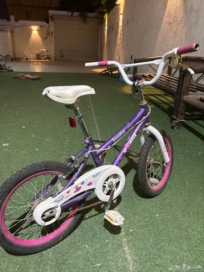 سيكل للبنات حق عمر 4سنوات إلى 8سنوات السعر 175 0