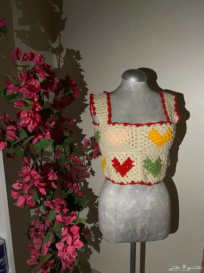 توب القلوب كروشية 0